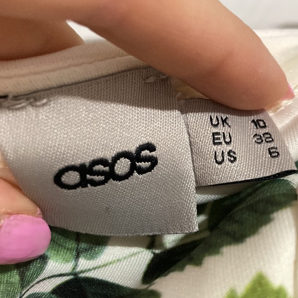 ASOS Floral Scuba Dress - Picture 7 of 8